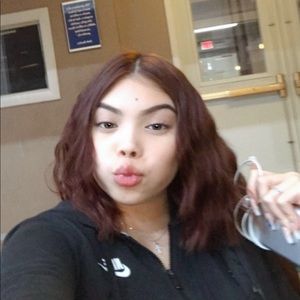 Meet your Posher, May